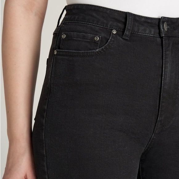 American Tall women’s 32x35 THE LOLA - STRETCH SLIM-FIT TALL HIGH WAISTED JEANS - Picture 2 of 13